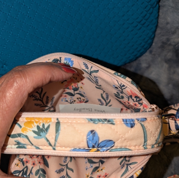 Vera Bradley Bundle - Picture 4 of 6